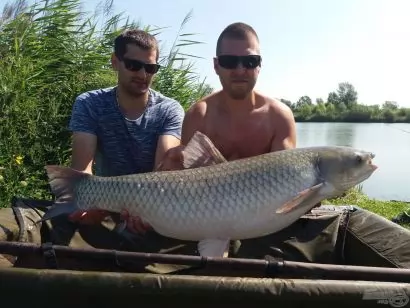 A háborgó nyár 1. rész