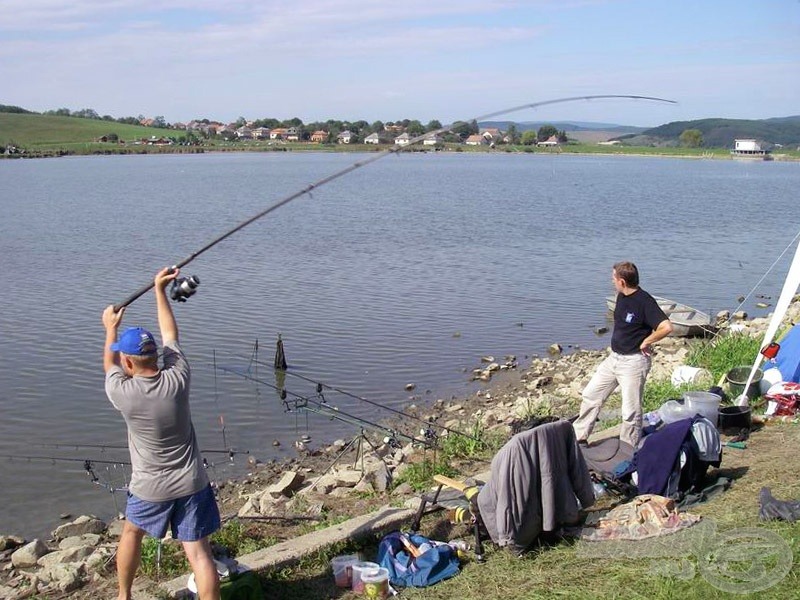 Tűűűűűz…