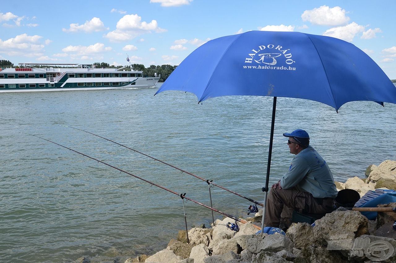 A River feederek a folyóvízi horgászok számára készült nagy teherbírású botok