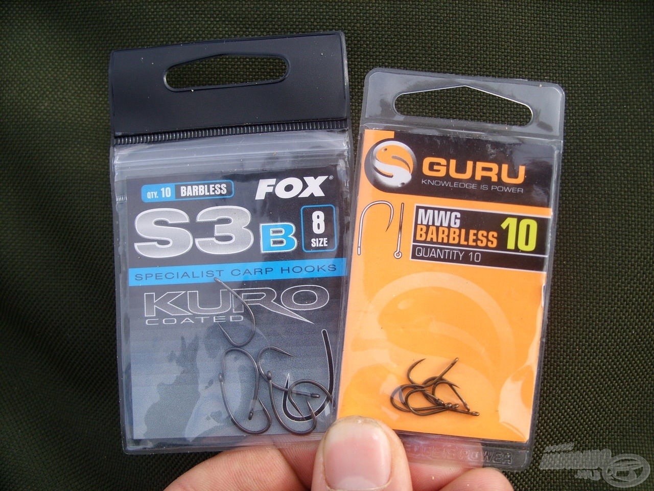 Az intenzíven horgászott sporttavakon gyakran inkább a szakállnélküli - barbless - horgokat részesítem előnyben. Két kedvenc típusom a Fox S3 Kuro és a Guru MWG Barbless