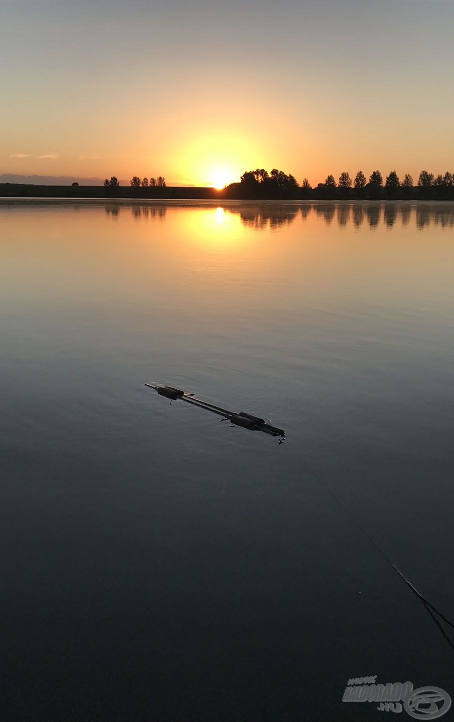 Mesébe illő pontyos reggel tükörvízzel és egy nem mindennapi meglepetéssel