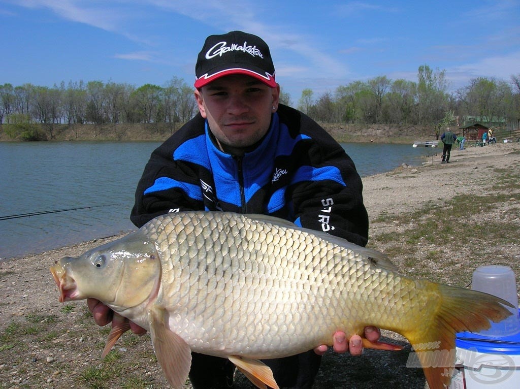 A nap legnagyobb pikkelyese. Súlya 5,20 kg