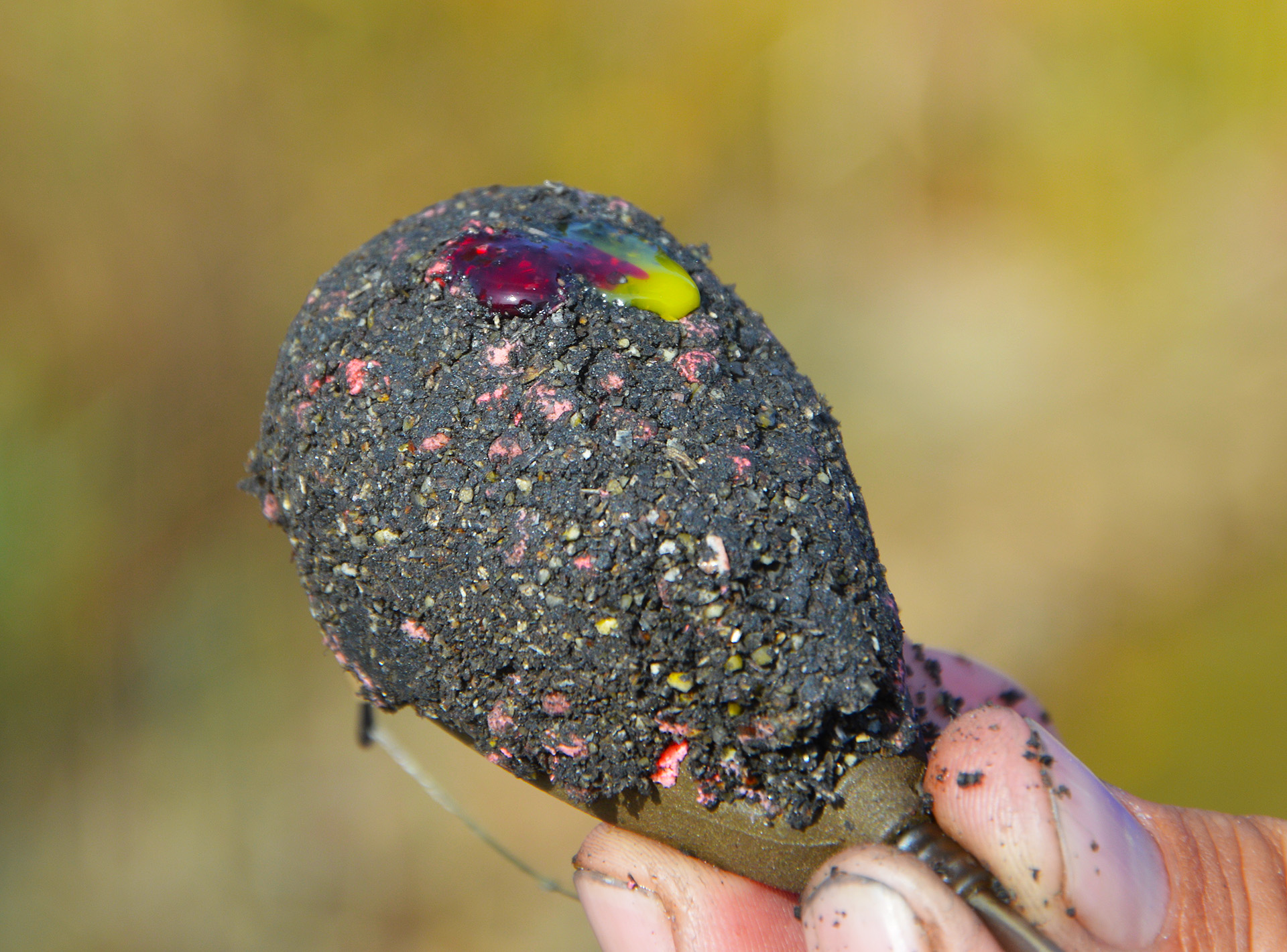 A duplatégelyes adagoló segítségével lehet akár az egyik, akár mindkét (jelen esetben mindhárom) aromával fokozni a csalogatóhatást