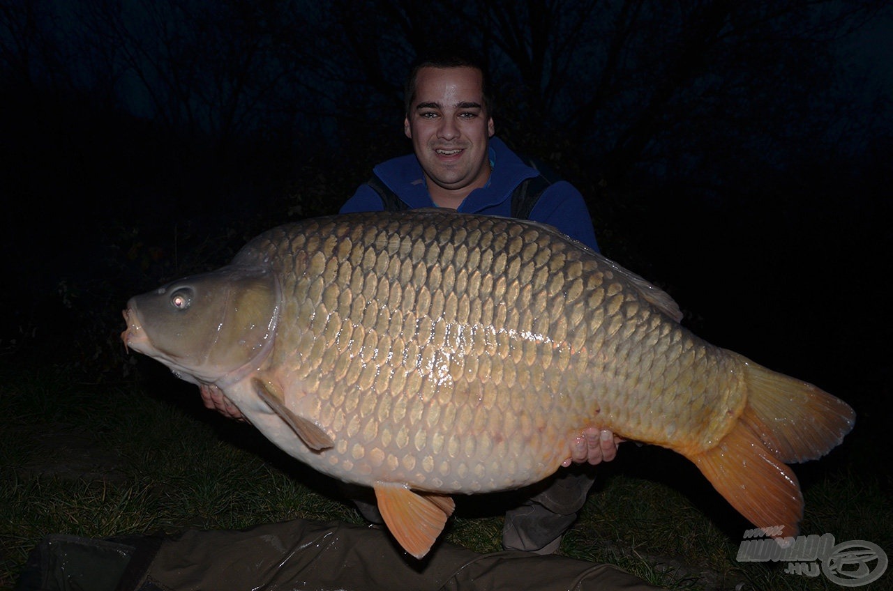 24,18 kg-ot nyomott ez a csodás tőponty. Soha nem fogtam még ekkora halat, miközben nem is sejtettem, hogy mi vár rám néhány óra múlva