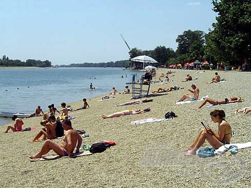 A Belgrád tengerének becézett Száva-tó, a fővárosiak kedvenc üdülőhelye…