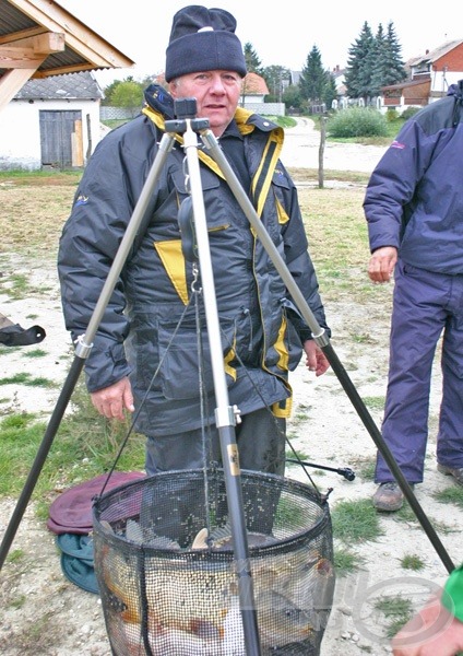 Bödő Attila 18 kg feletti első fordulós zsákmányával