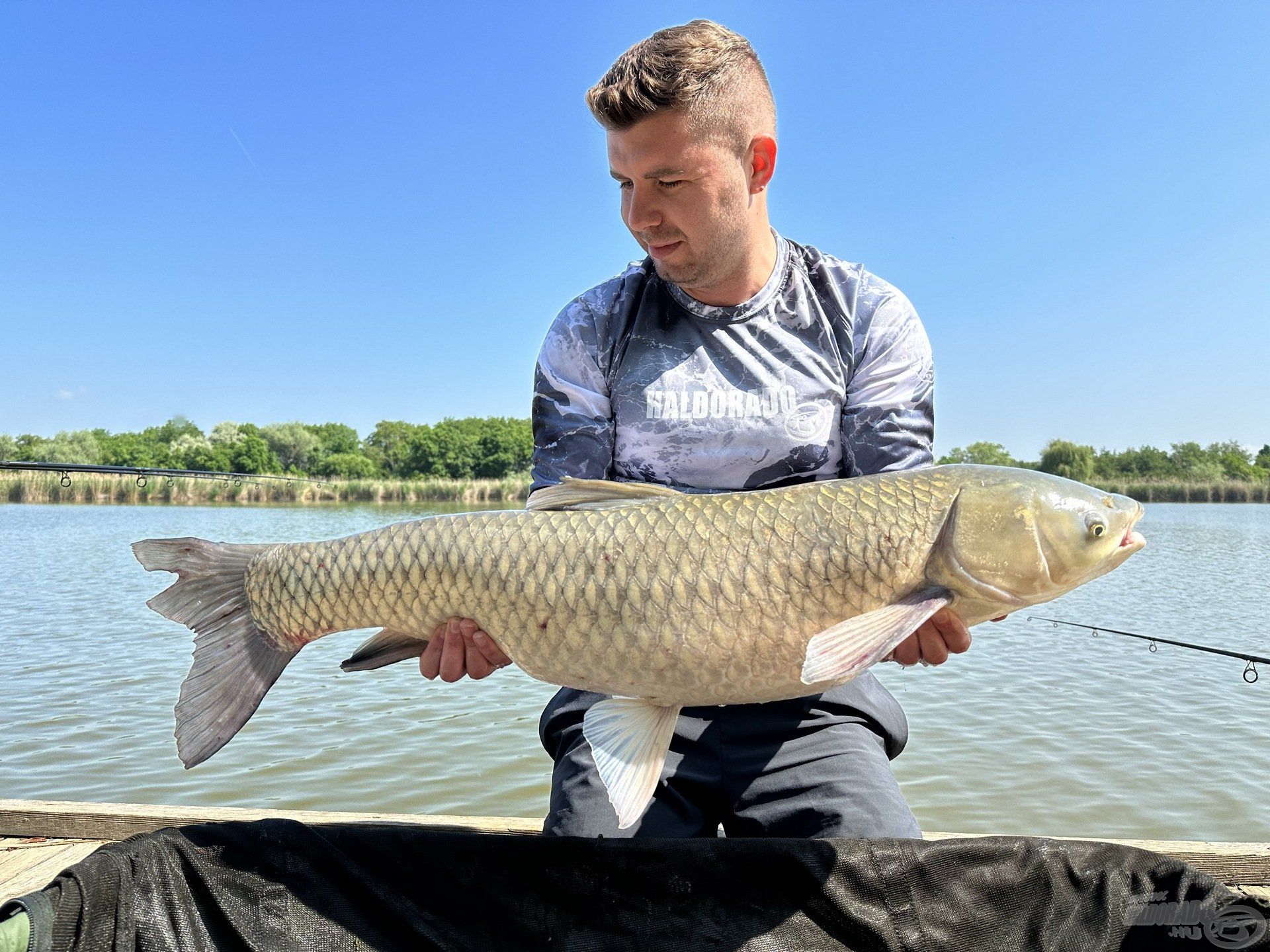 Viktor barátom 10 kg feletti amurja