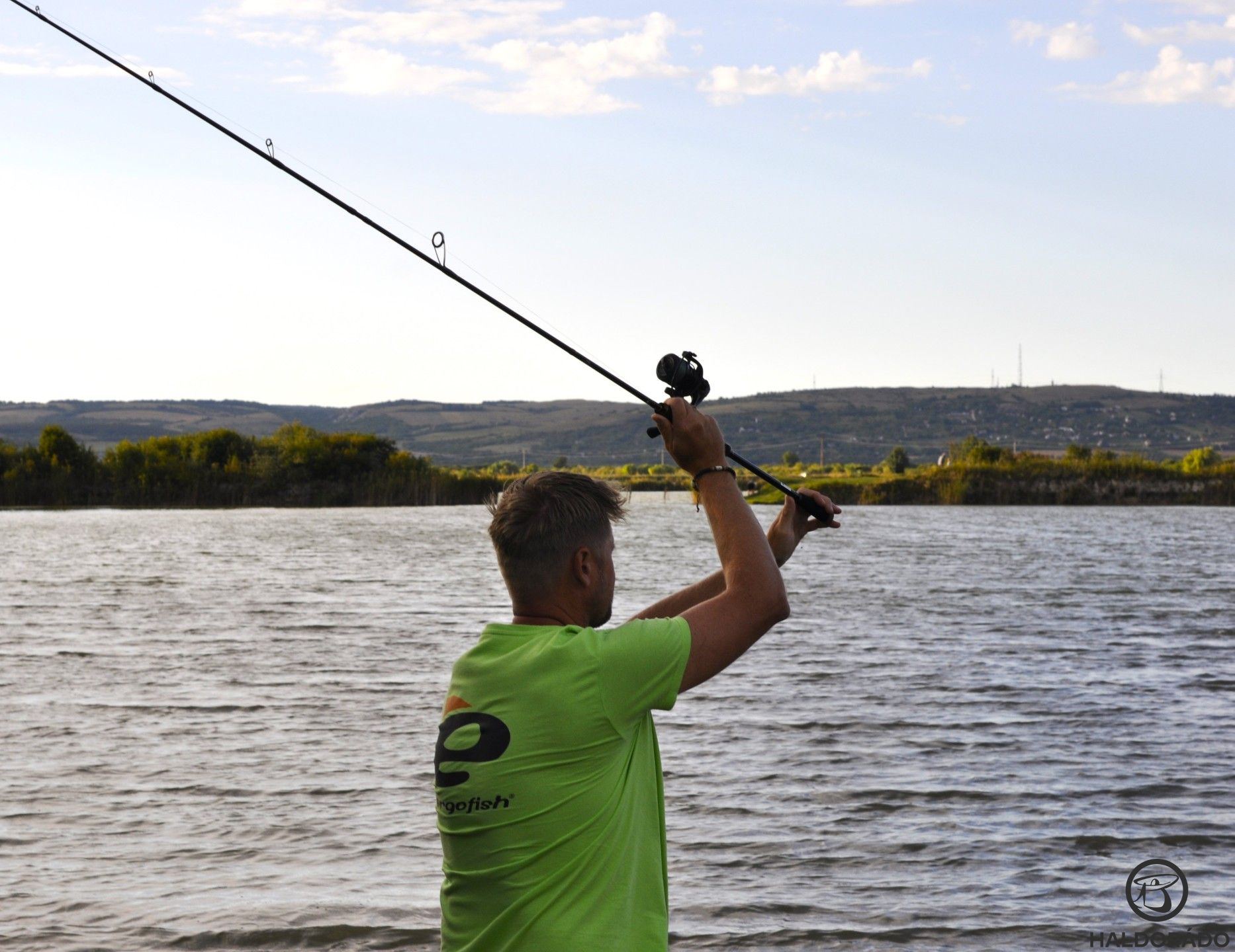 Hosszú, kereső dobásokkal indítottam a pecát