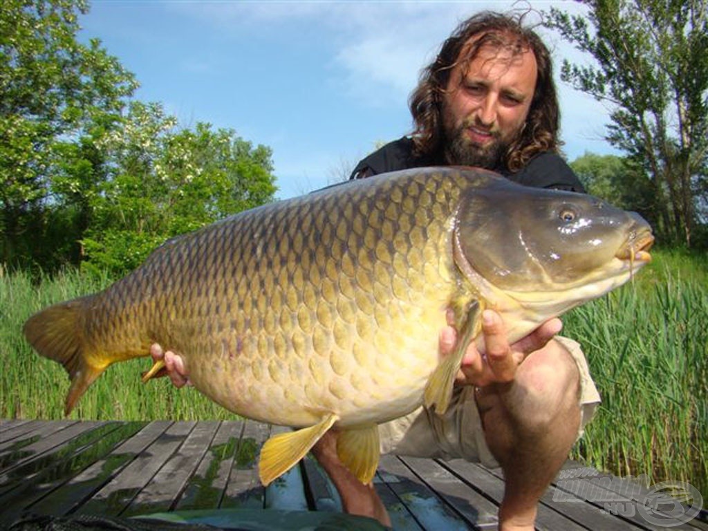Mindenkinek eredményes horgászatot kíván: Misel Zadravec
