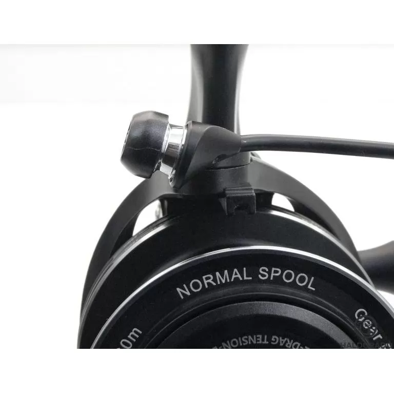 BLACK EDITION BC 14000 LCS nyeletőfékes nagypontyos orsó pótdobbal, díszdobozban / 5