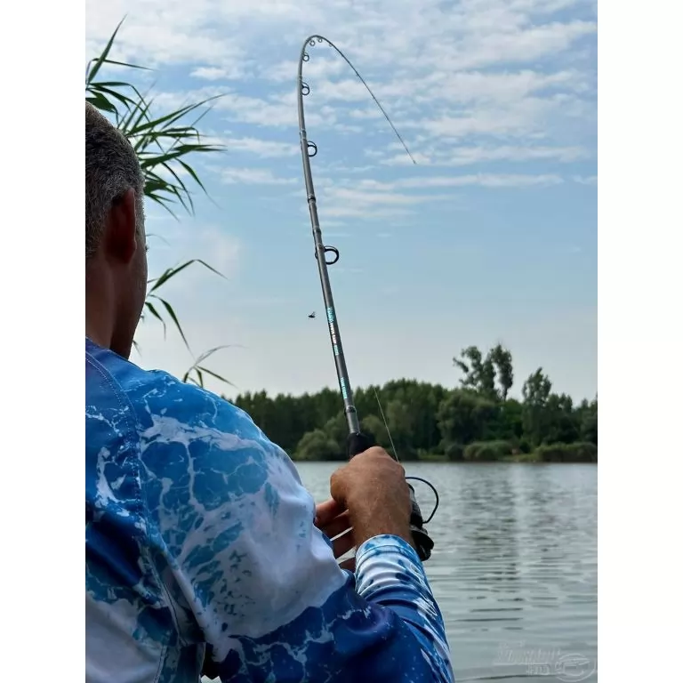By Döme TEAM FEEDER Tornado Power Carp 360XH horgászbot + Dobókesztyű ujj / 17