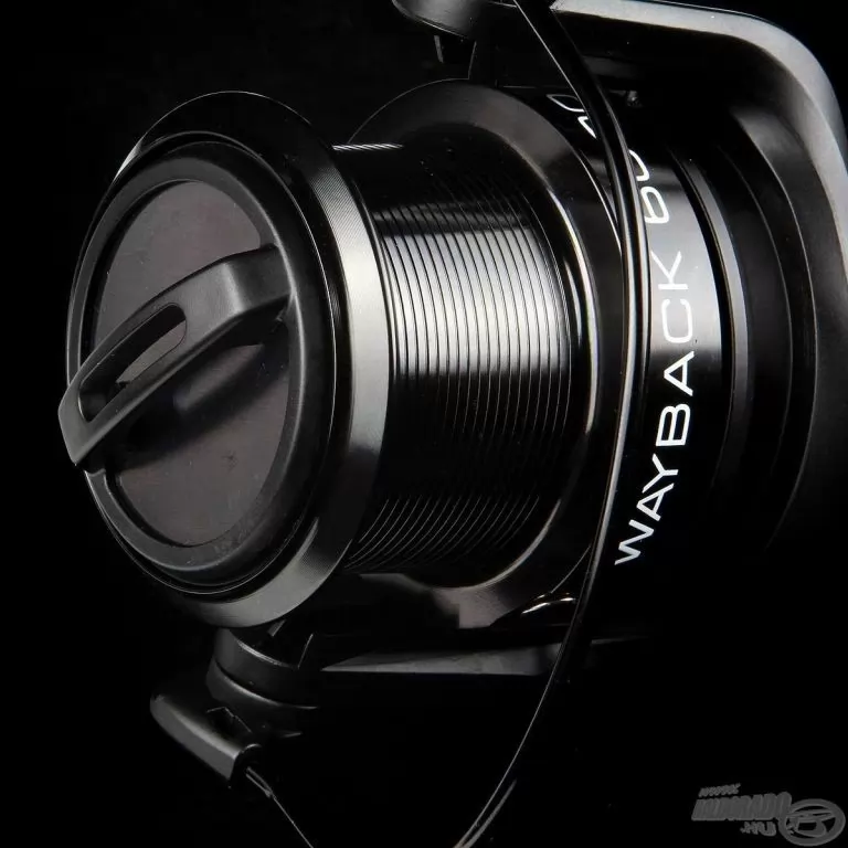 CARP ACADEMY Wayback 5500 orsó + Ajándék / 2