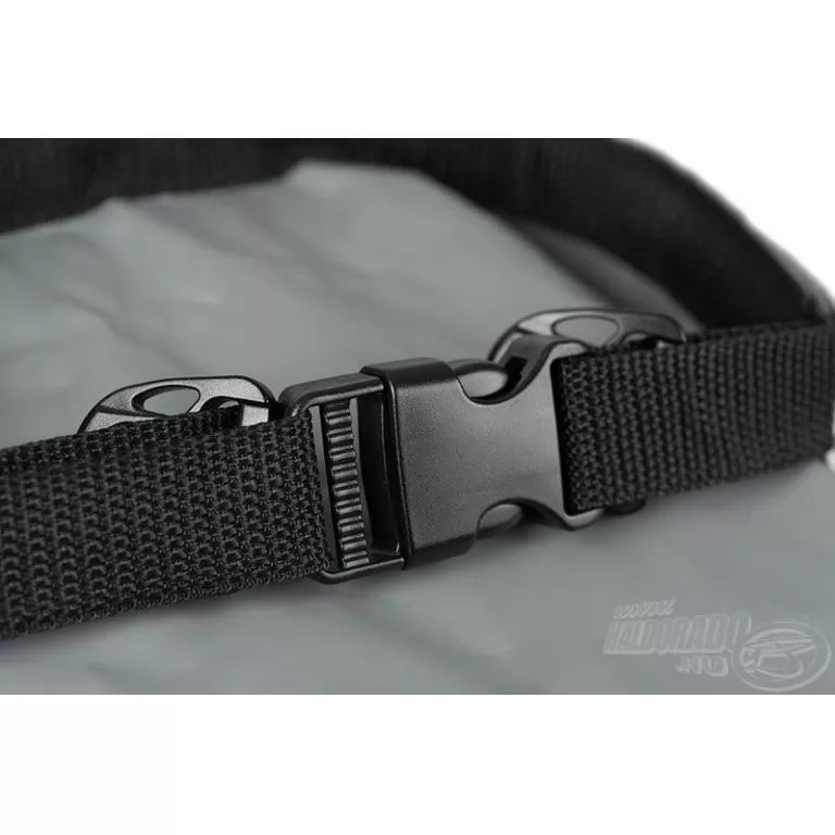 FOX Rage Voyager Dry Bag 30 L / 4