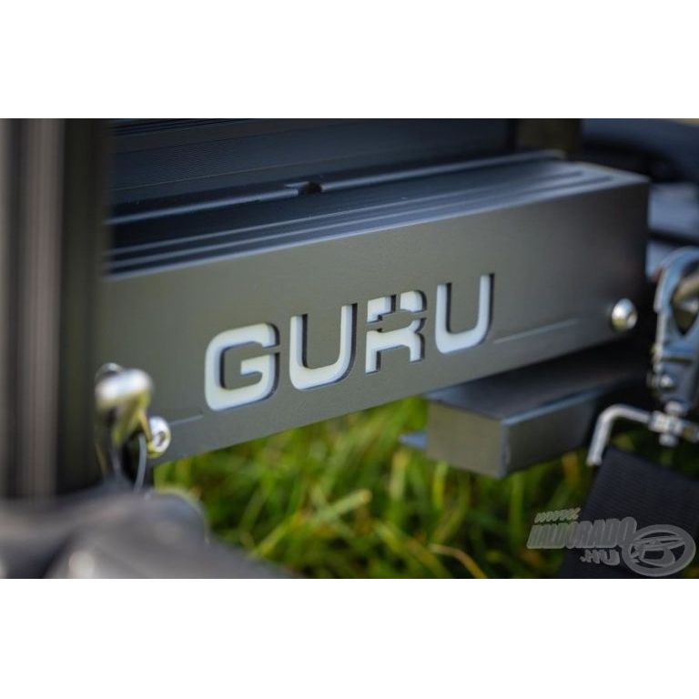 GURU Team Guru D36 Stealth Versenyláda 2.0