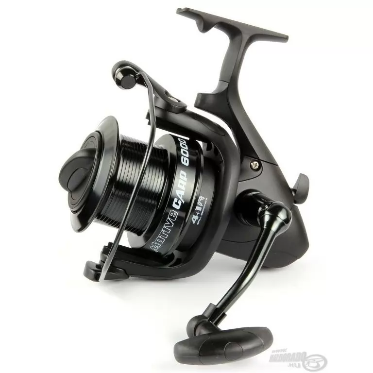 NEVIS Motive Carp 6000 orsó + Ajándék / 1