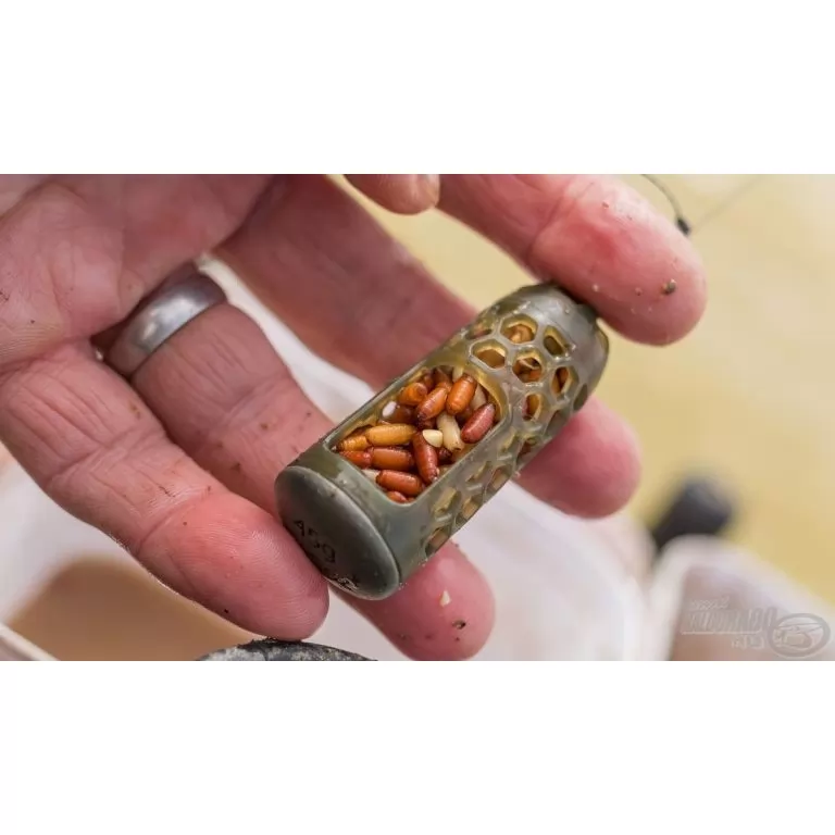 PRESTON Absolute Window Feeder Caged XL 45 g / 4