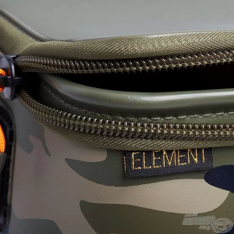 PROLOGIC Element Storm Safe Bait Bag / 3