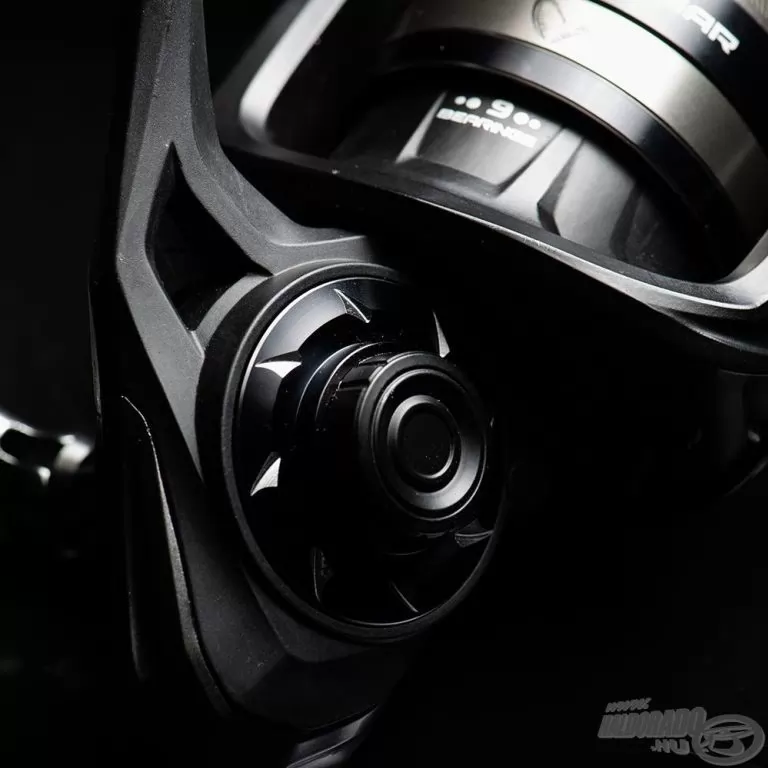 SAVAGE GEAR SGS8 14000 FD / 5