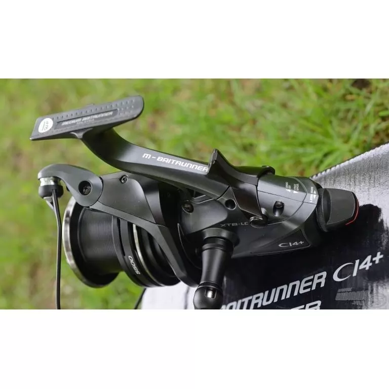 SHIMANO Medium Baitrunner CI4 5500 XTB LC / 9